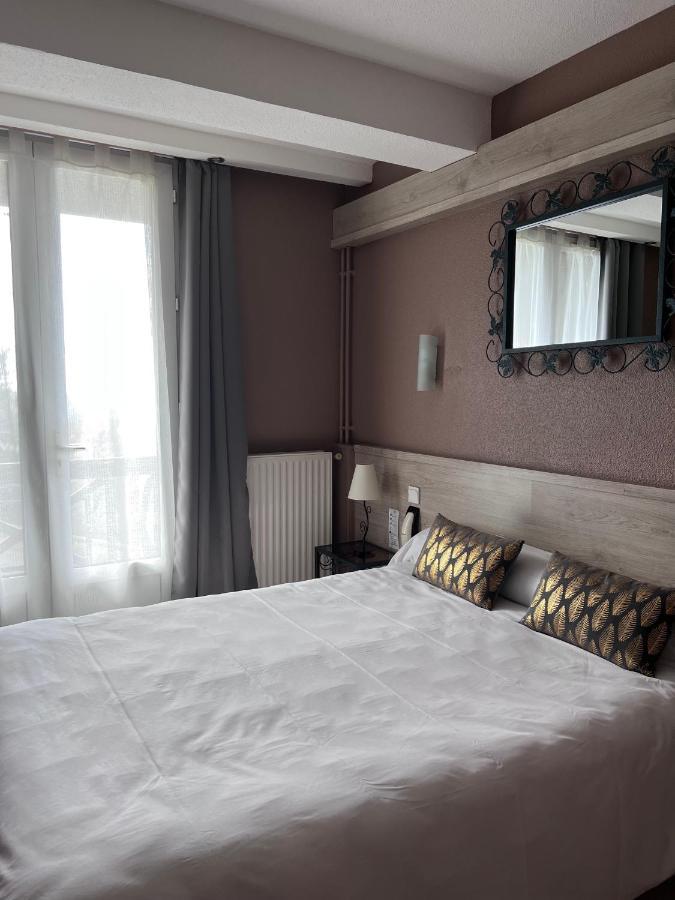 Hostellerie Saint Clement Вик-сюр-Сер Экстерьер фото