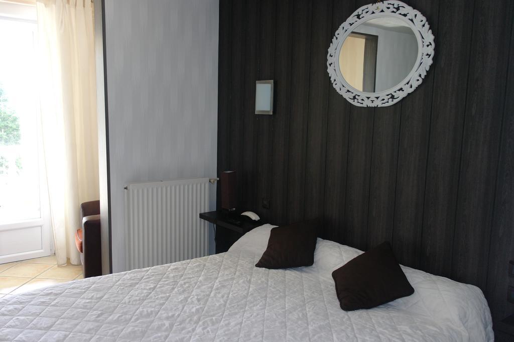 Hostellerie Saint Clement Вик-сюр-Сер Экстерьер фото