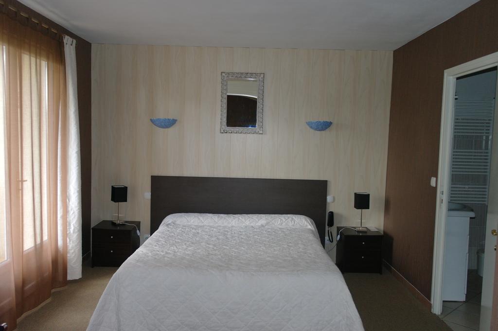 Hostellerie Saint Clement Вик-сюр-Сер Экстерьер фото